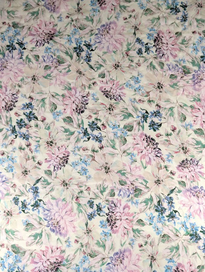 Mousseline polyester motif fleuri romantique 4