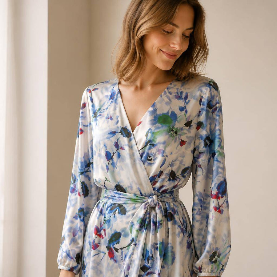 Satin de viscose léger motif fleuri romantique 2