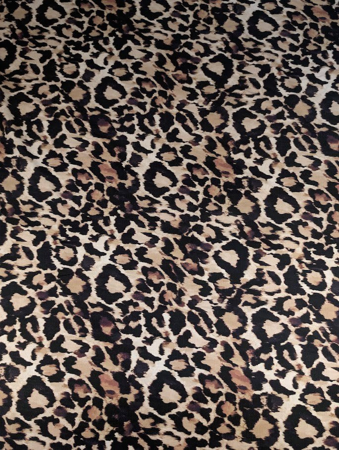 Linen-look viscose with leopard print 3