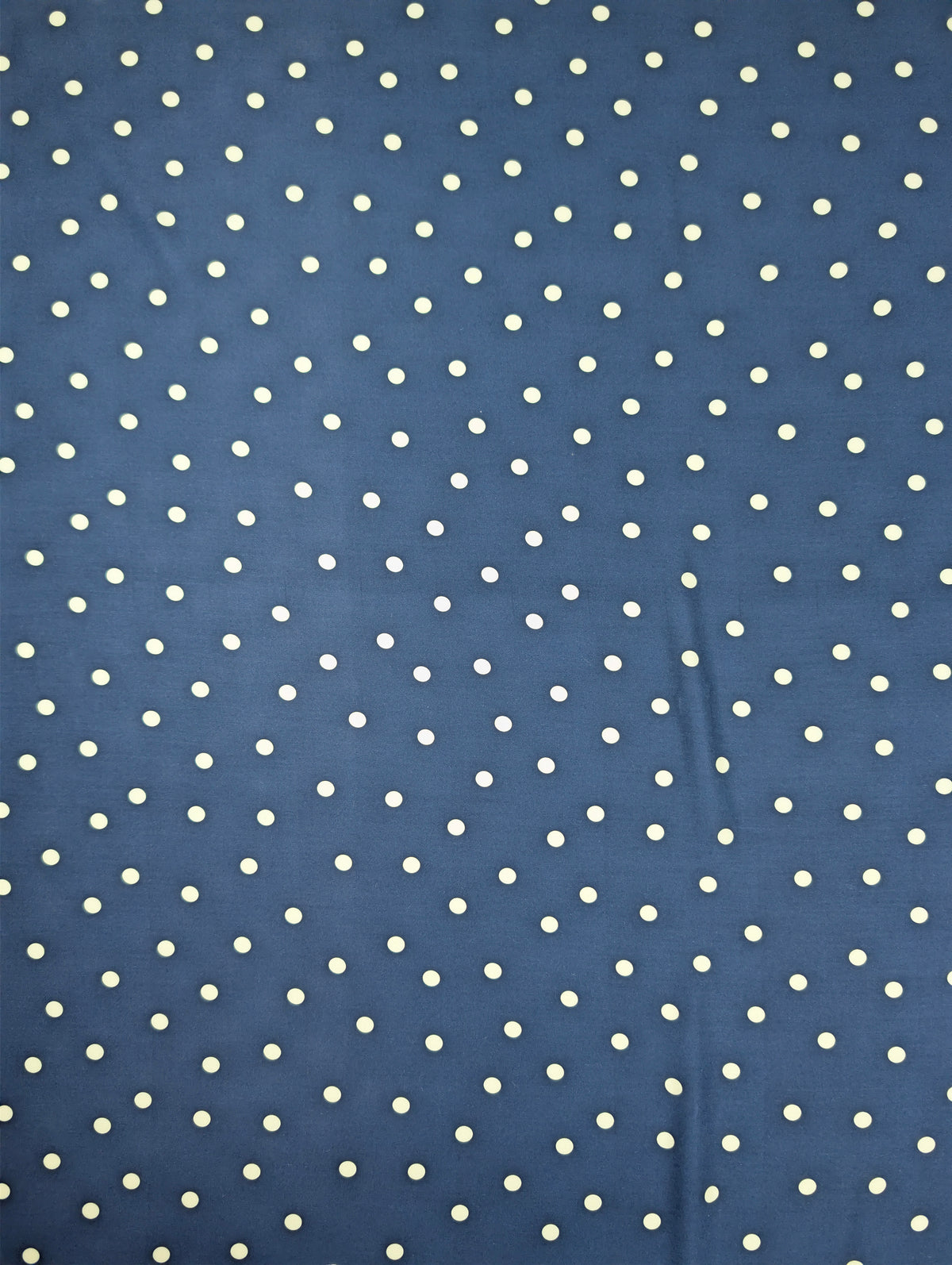 Viscose Ecovero, pois blancs sur fond bleu 4 [blankastock:edf07a59-8279-46fa-ac1c-6c02045dcec3]