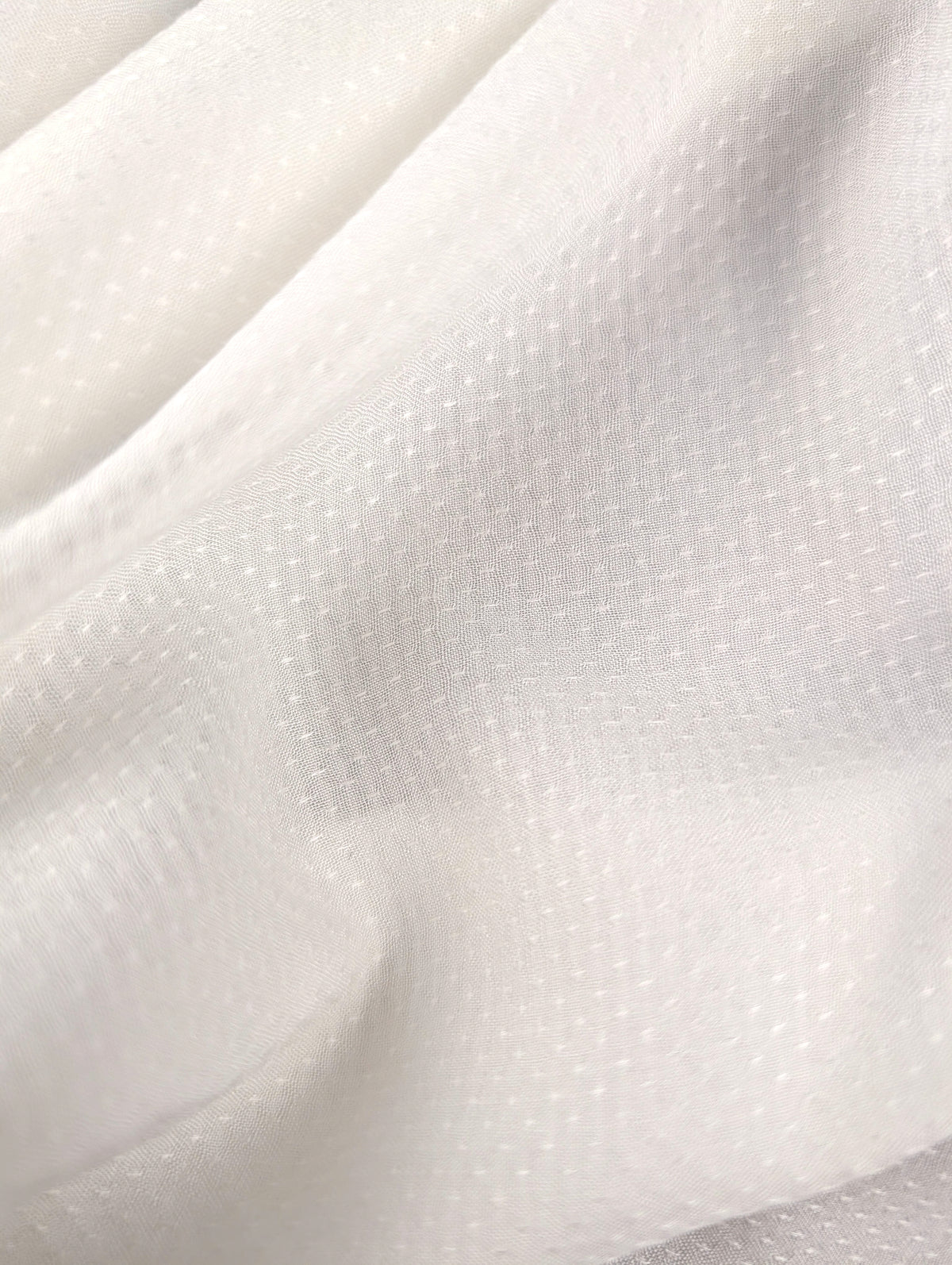 YAMEI – Damask viscose batiste 4 [blankastock:94efbda5-abd4-43ec-9ae4-ae3283de1002]