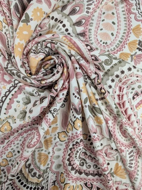 Sergé de viscose, motif cachemire bohème multicolore 1