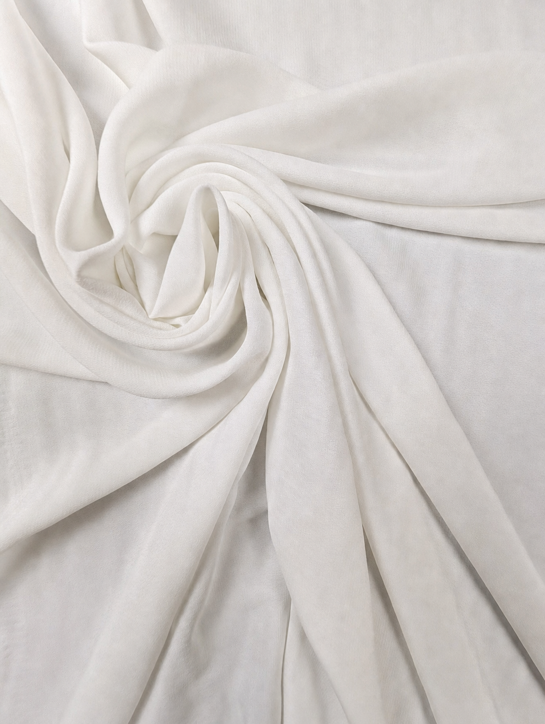 ALYSON - Crêpe de viscose léger 1 [blankastock:e21a79a3-766b-4bd3-86f9-0a6c60116c7f]