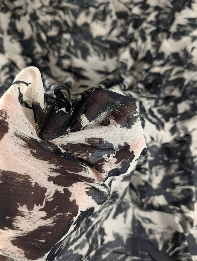Romantic floral patterned pleated polyester voile 3