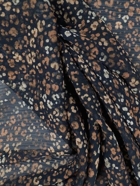 Voile de polyester plissé, motif animalier abstrait 3