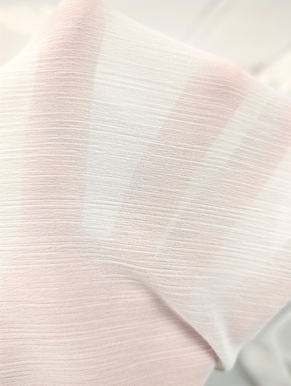 SEFIA - Voile de viscose com estrutura de gaze 5 [blankastock:ec77f721-566b-4203-b1a9-bc565c655e2d]