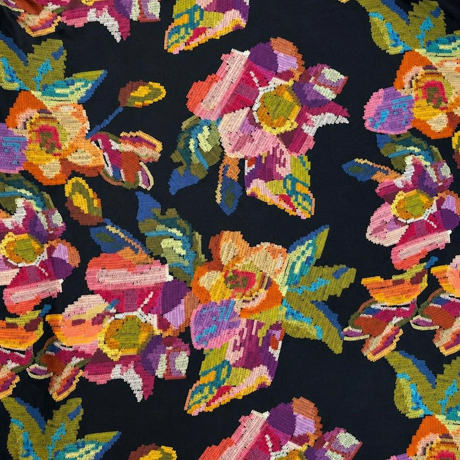 Twill viscose satiné motif fleuri multicolore 4