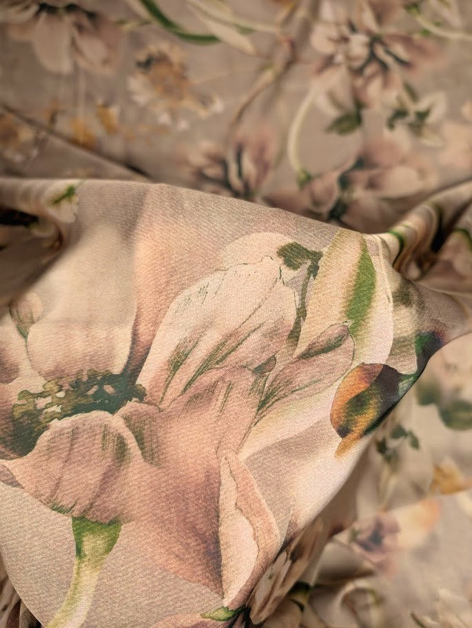 Mousseline polyester motif floral romantique 3