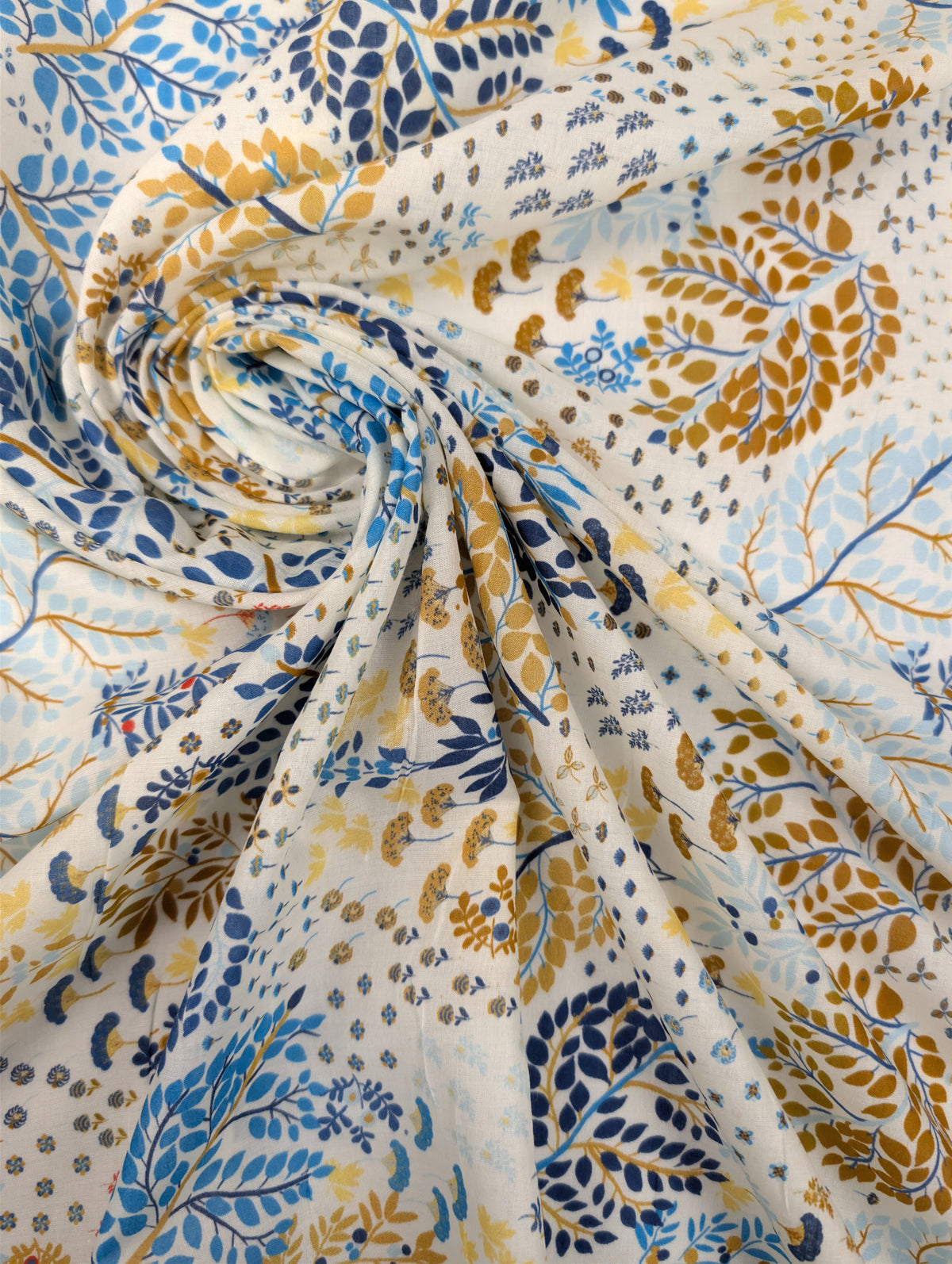Voile de coton, motif champêtre fleuri bleu et jaune 1 [blankastock:820d486d-434c-42eb-931f-d44575377fe4]