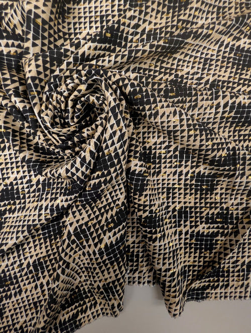 Viscose-batist met lurex-plumetis, grafisch bladmotief 1 [blankastock:ba483dc4-9ac6-4232-9658-2c8db1162c4b]