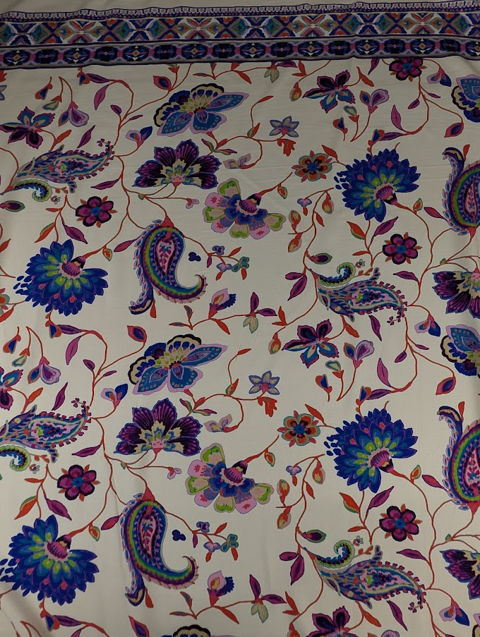 Viscose motif cachemire fleuri multicolore 4