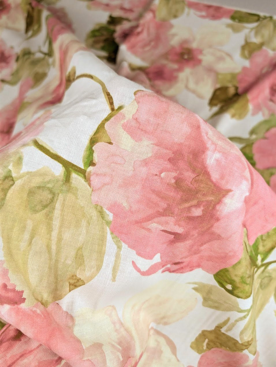 Lin motif fleuri romantique 3