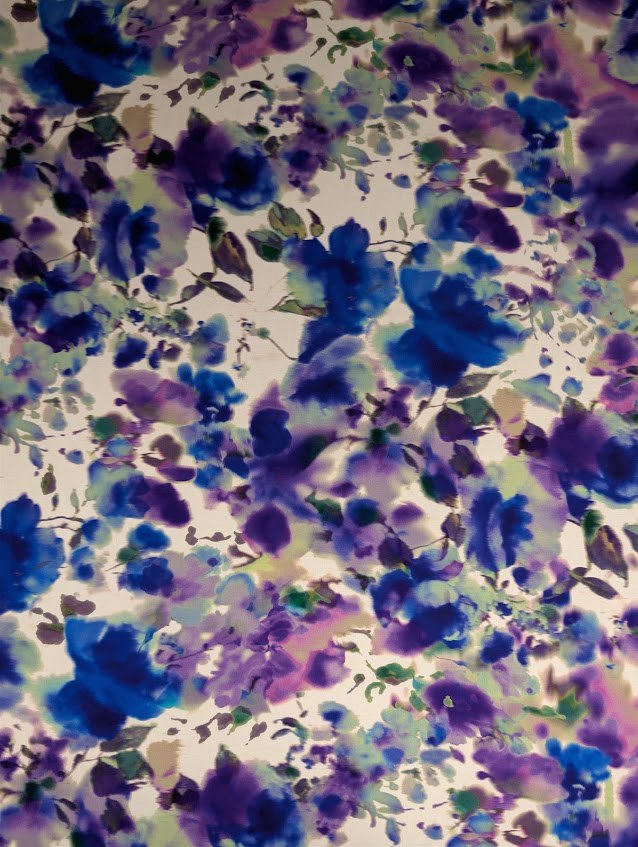 Viscose motif fleuri romantique bleu violet 5 [blankastock:38ecdee7-841d-4181-9da2-4d78409f5d59]
