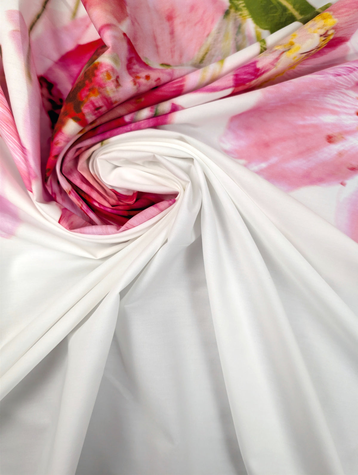 Popeline de coton fluide, grand motif fleuri romantique rose 1 [blankastock:29891fe6-d9bc-4178-a746-77d603ad55af]