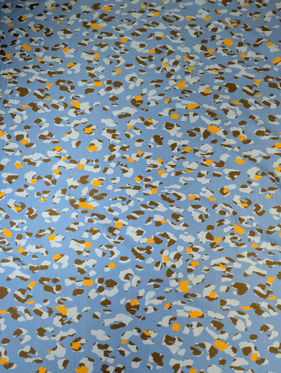 Satin de coton, motif animalier abstrait bleu 4 [blankastock:fcd3a233-e156-44c7-8643-3d91ad48f706]