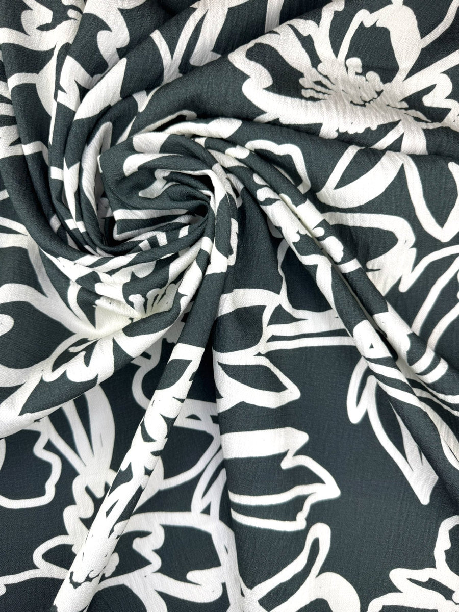 Toile viscose florale - Imprimé vert foncé et écru 1