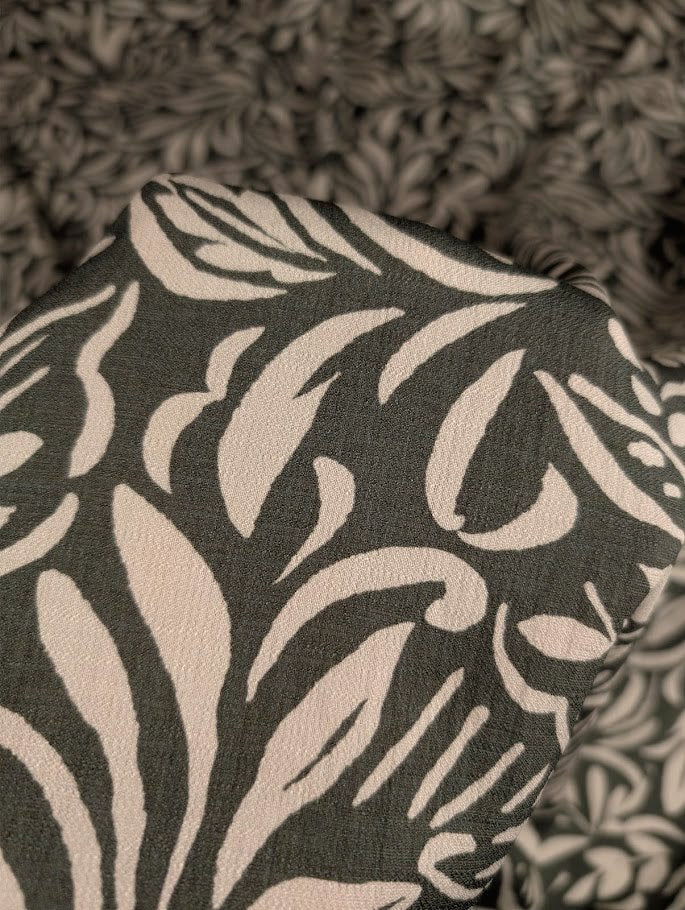 Crêpe de viscose lourd motif feuillage 3
