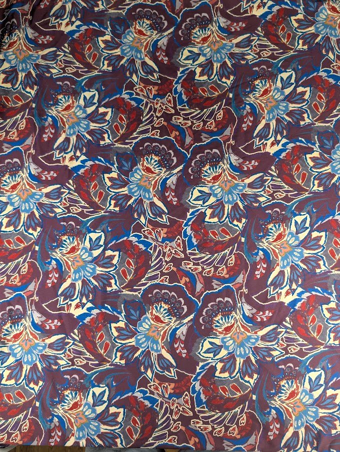Twill satiné dessin bohème fleuri 4