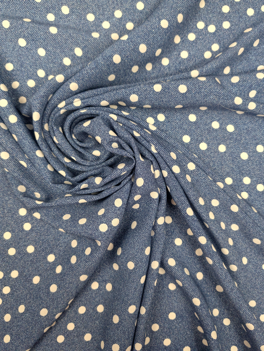 Batiste de viscose Ecovero, petits pois blancs sur bleu jean 1 [blankastock:7540a638-e41f-4012-b800-9e26af29d384]
