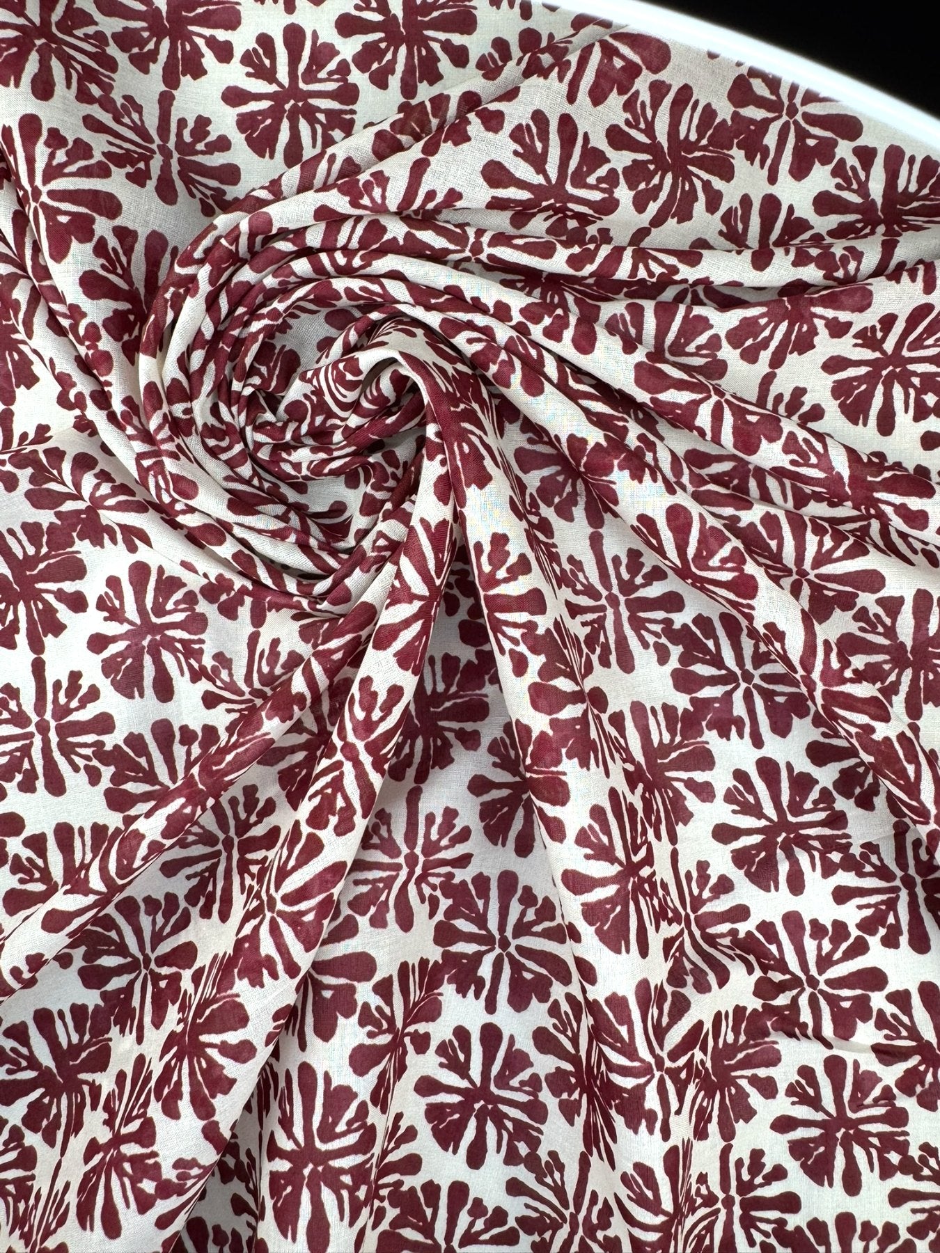 Batiste coton fleurie - Imprimé rouge 3