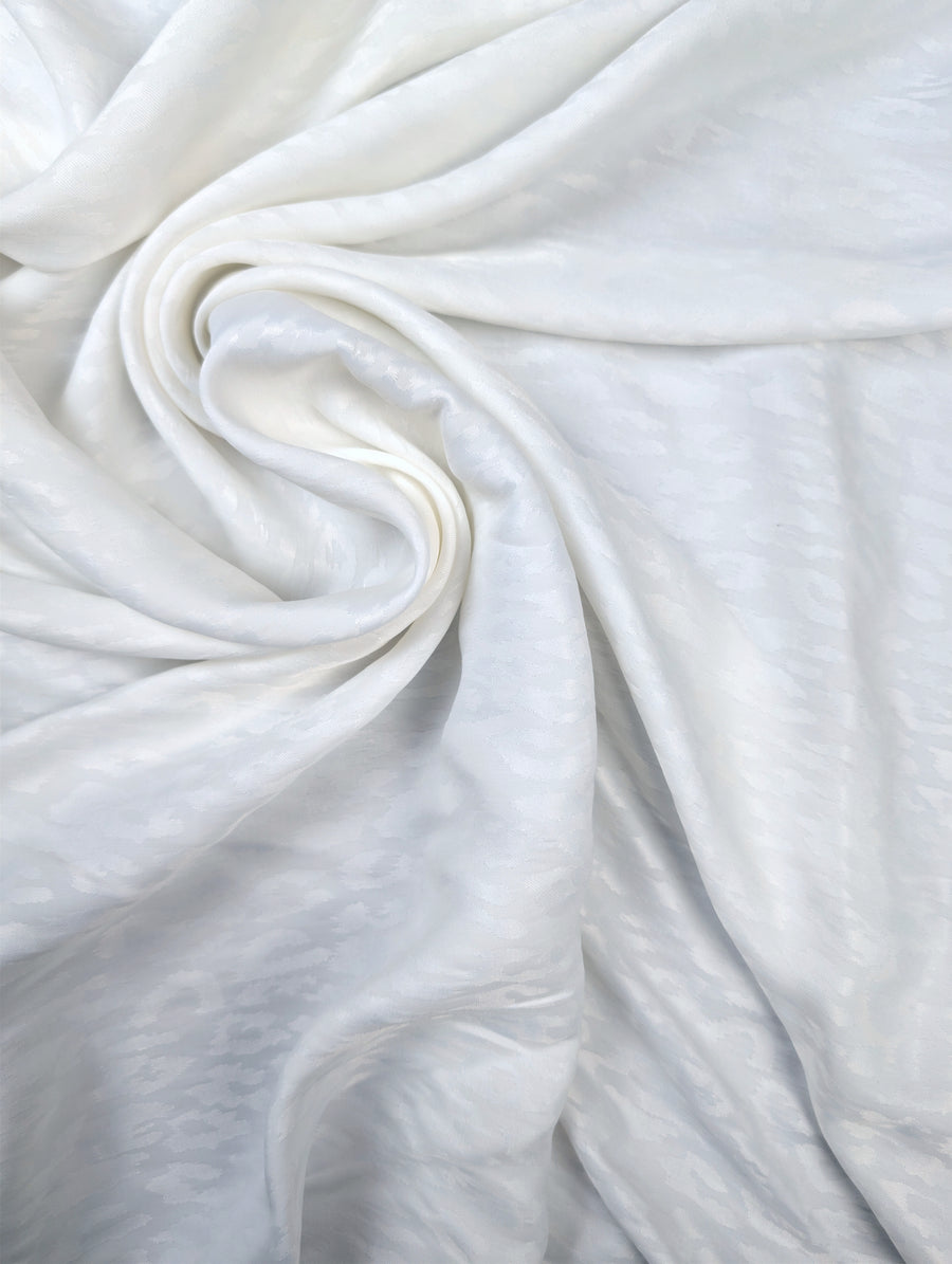 Jacquard de viscose satiné, motif léopard blanc 1 [blankastock:d4f2e6d0-bbdb-4379-8a97-94630a282f2d]