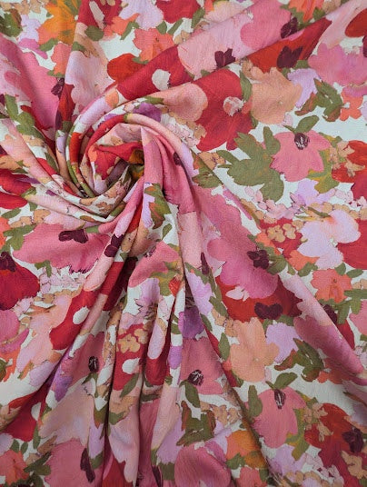 Crepé de viscosa, estampado floral romántico 1 [blankastock:1bdecee1-687f-43e0-bd68-5d03272de8e6]