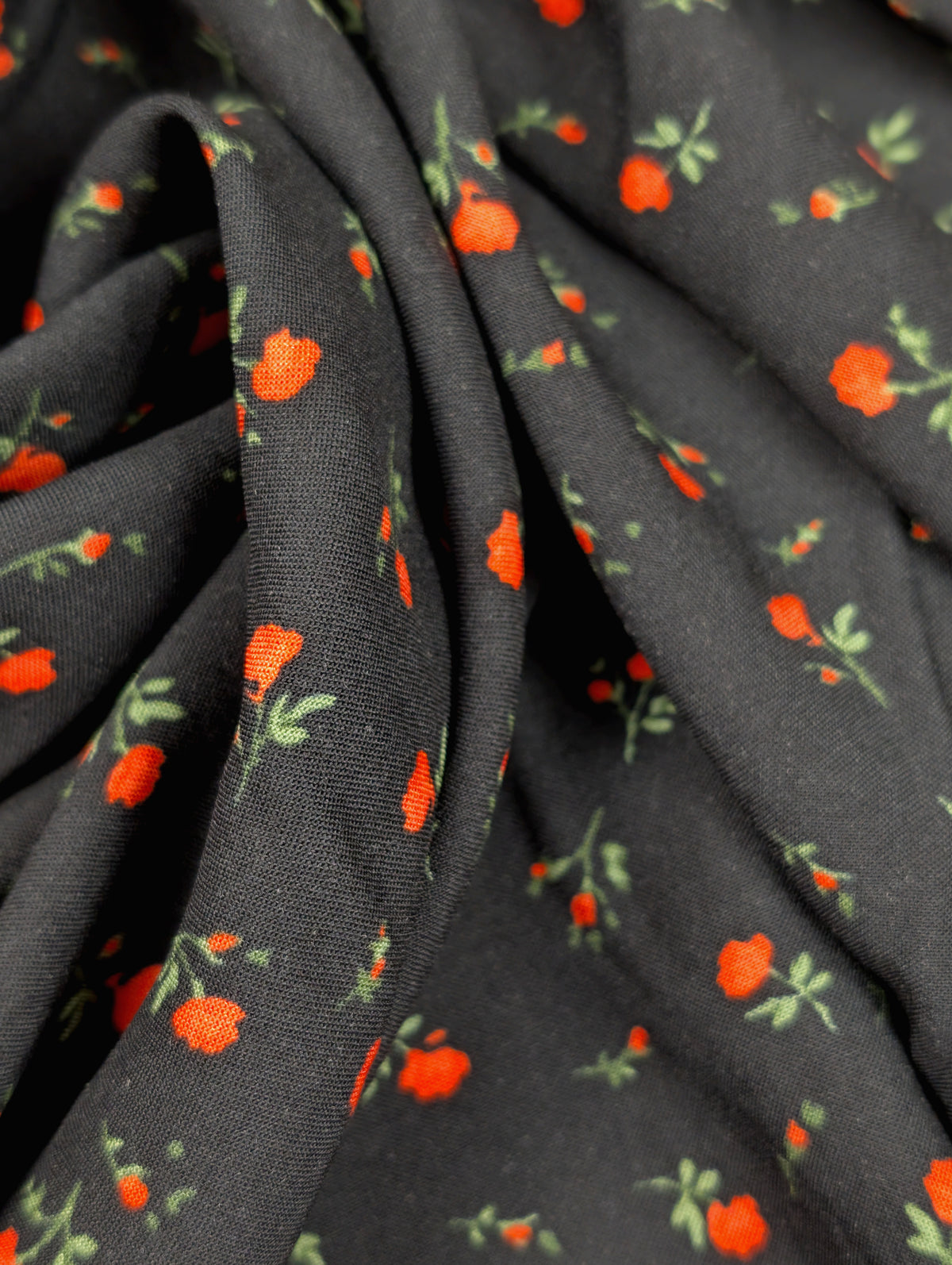Viscose Ecovero, petites fleurs orange sur fond noir 3 [blankastock:e8933802-198f-48cf-8d5d-4158af16491c]