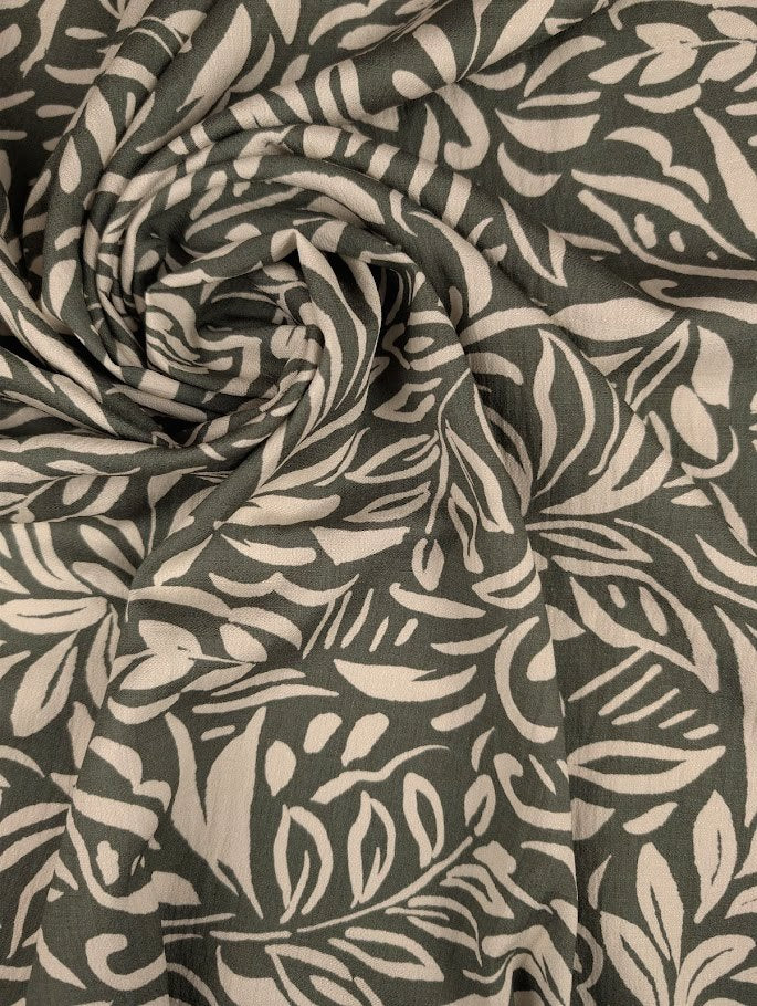 Crêpe de viscose lourd motif feuillage 1