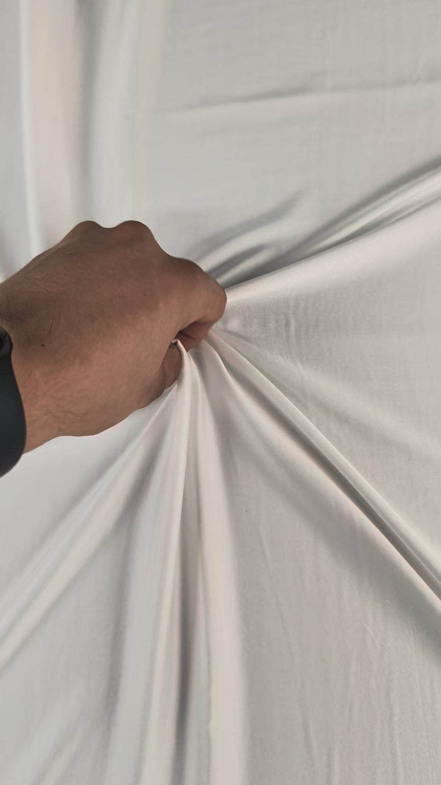 GAMIL - Twill polyester satiné video 5