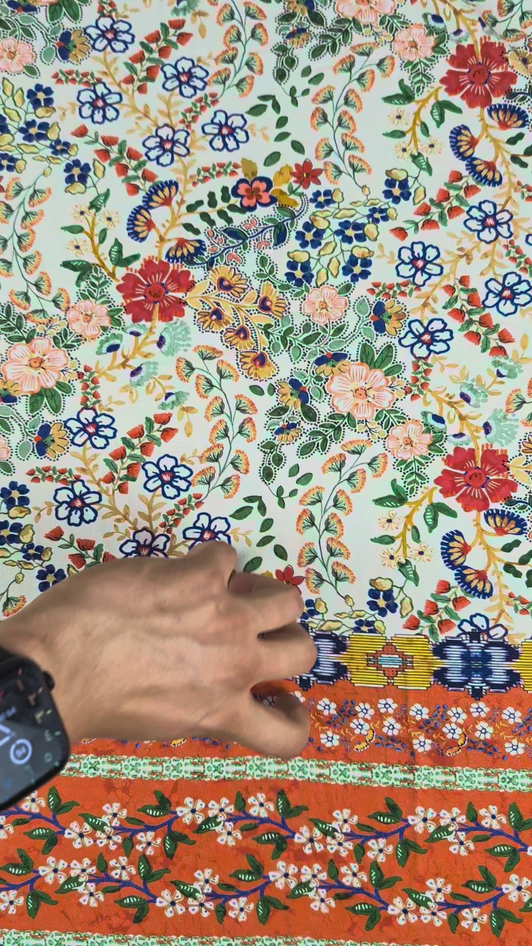Viscose Ecovero dessin bohème multicolore video 2 [blankastock:90be1f9f-2cbe-47fc-8364-13da553faa9f]